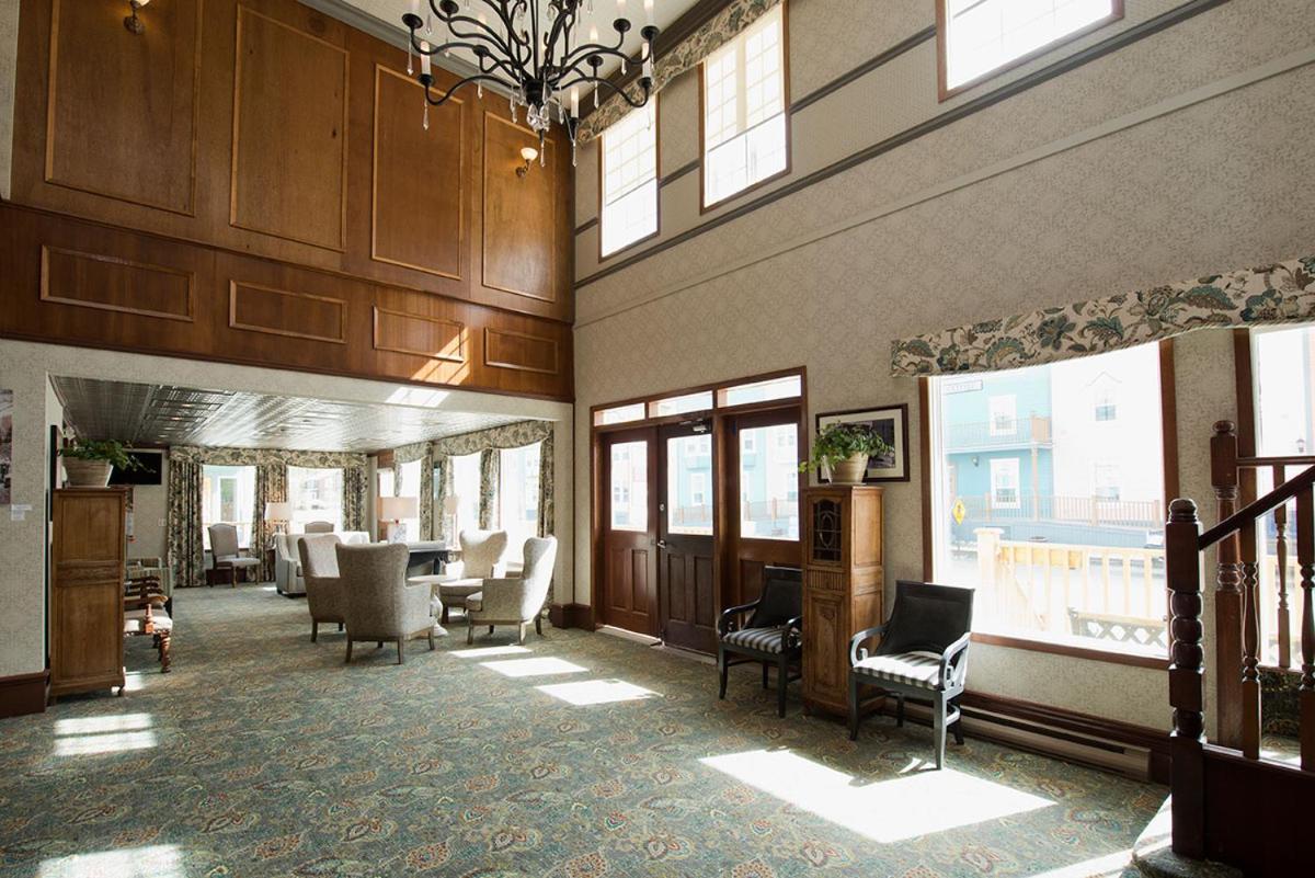 Holland America Dawson City Inn Εξωτερικό φωτογραφία