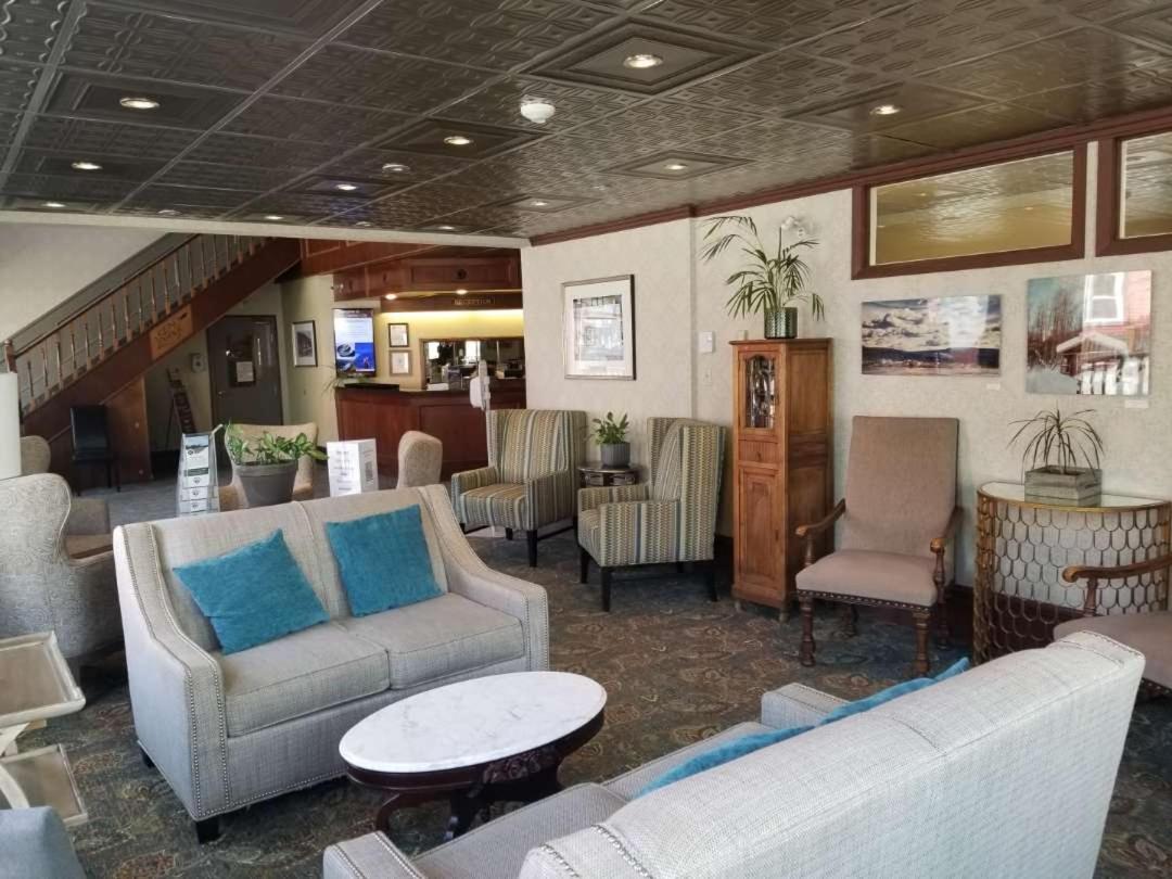 Holland America Dawson City Inn Εξωτερικό φωτογραφία