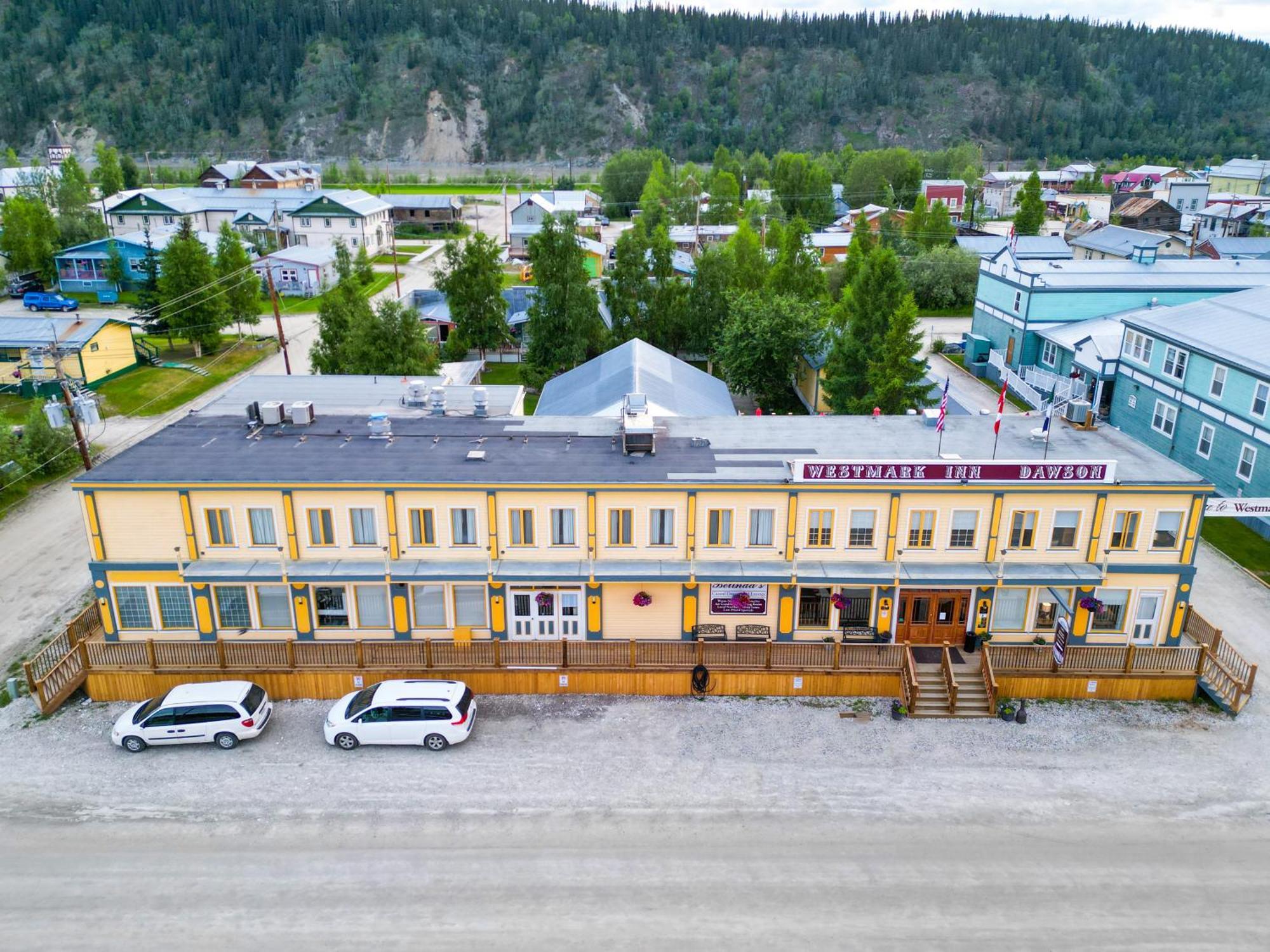 Holland America Dawson City Inn Εξωτερικό φωτογραφία