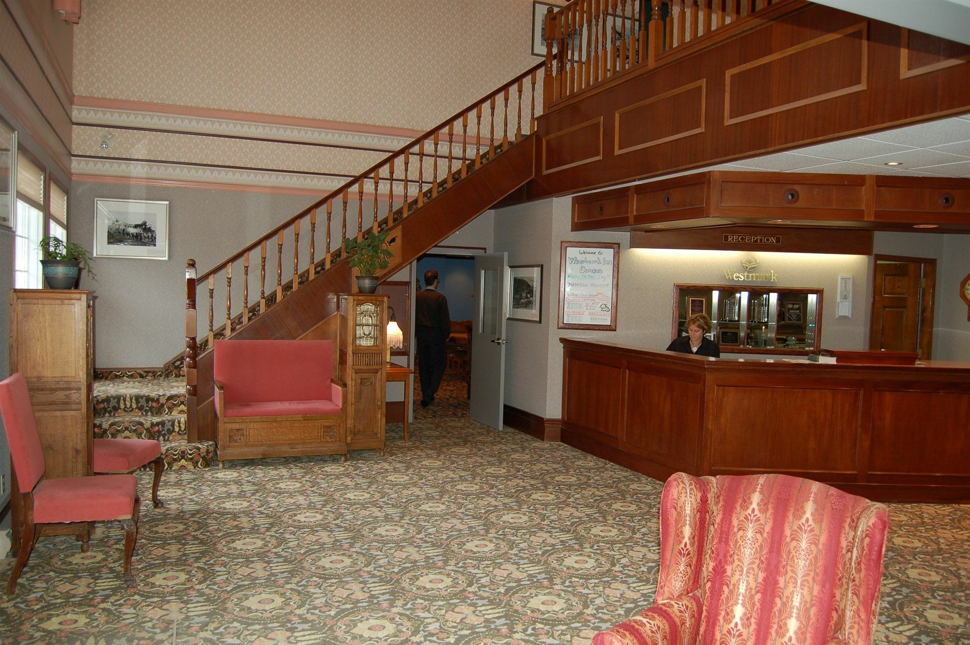 Holland America Dawson City Inn Εξωτερικό φωτογραφία