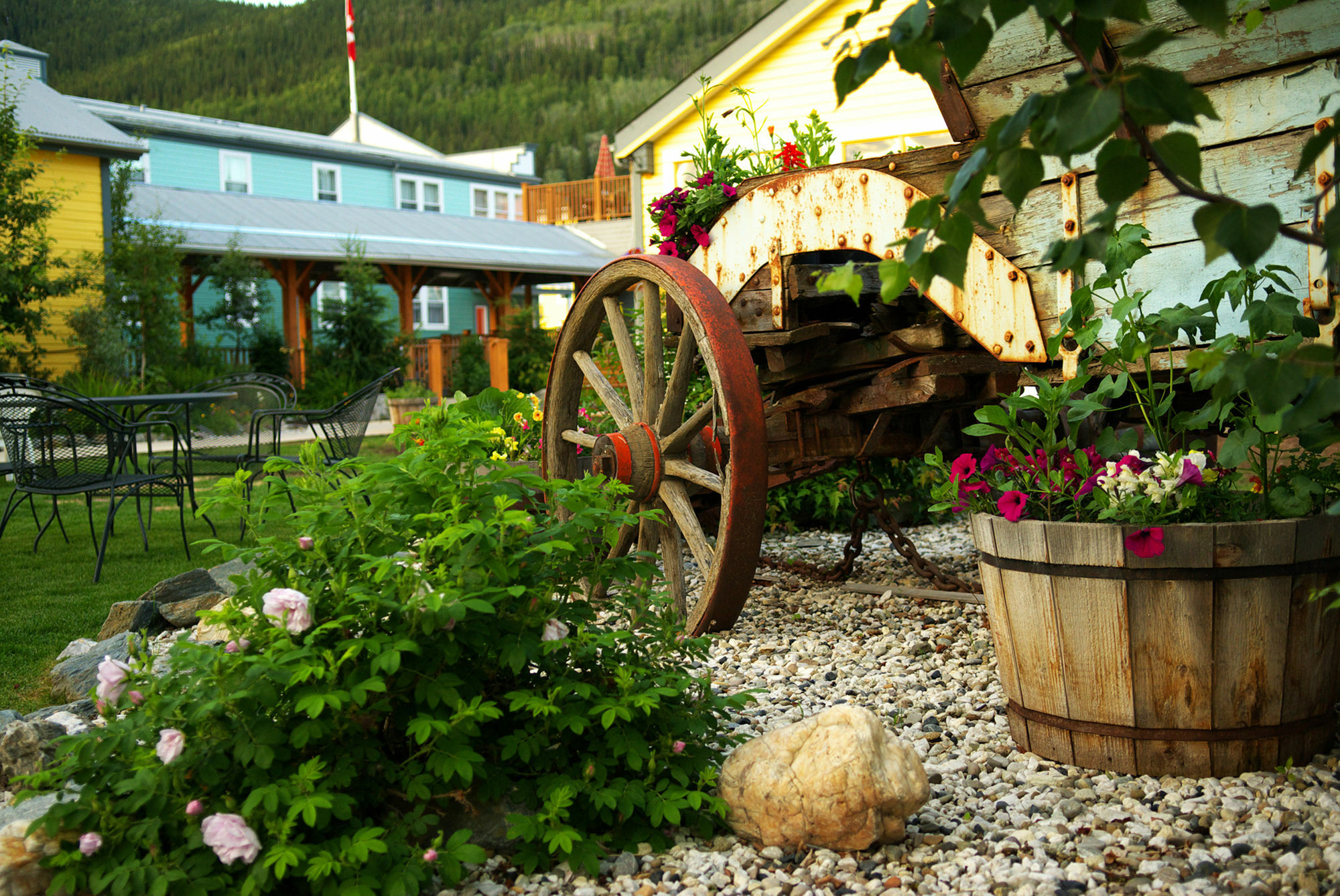 Holland America Dawson City Inn Εξωτερικό φωτογραφία